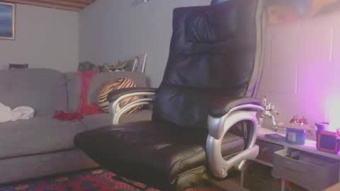 Snapshot of filisdude chatting on 2, 12, 2025 frank online show from 2, 12, 2025