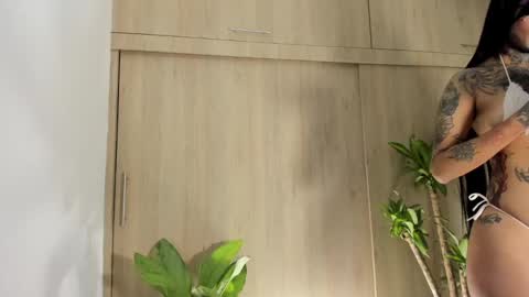 Snapshot of filletatouee chatting on 8, 11, 2025 filletatouee online show from 8, 11, 2025