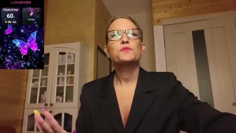 Lady online show from 15, 9, 2025