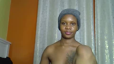 Snapshot of fine_queen12 chatting on 27, 3, 2026 fine_queen12 online show from 27, 3, 2026