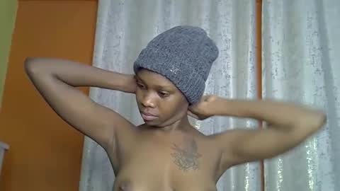 Snapshot of fine_queen12 chatting on 28, 3, 2026 fine_queen12 online show from 28, 3, 2026