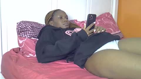 Snapshot of fine_queen12 chatting on 15, 4, 2026 fine_queen12 online show from 15, 4, 2026