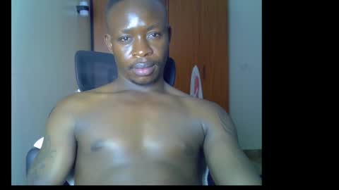Snapshot of fineebony chatting on 11, 5, 2026 HOT AND SWEET online show from 11, 5, 2026