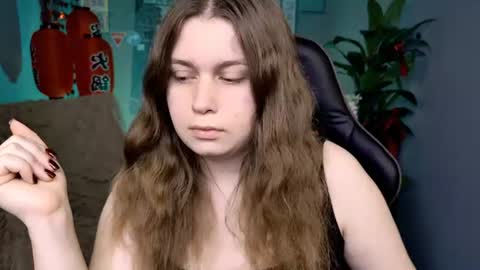 Snapshot of fioramarmoris chatting on 4, 7, 2026 fiora online show from 4, 7, 2026
