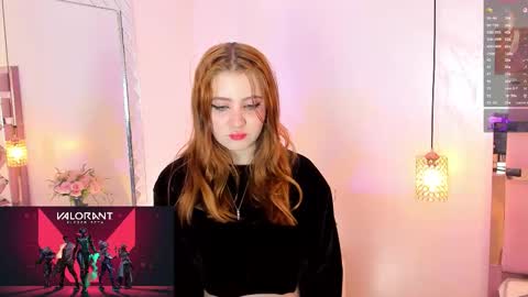 fiorellaricci_ online show from 16, 11, 2025