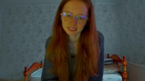 Snapshot of fire_luna chatting on 27, 4, 2026 fire_luna online show from 27, 4, 2026