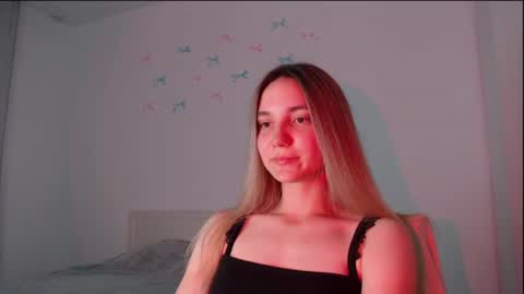 fireflies_fly_ online show from 4, 7, 2026