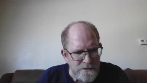 Hercomeonmyface online show from 21, 2, 2025