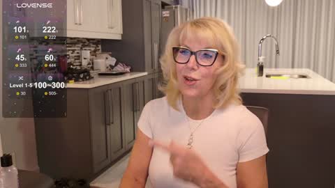 Snapshot of fitcougarcb chatting on 11, 1, 2025 Bianca online show from 11, 1, 2025