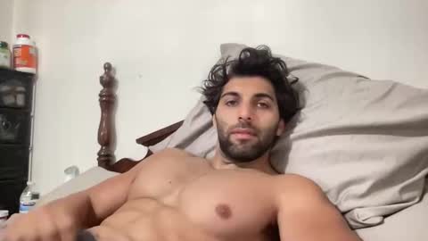 fitcurvyman4fun_69 online show from 4, 5, 2026