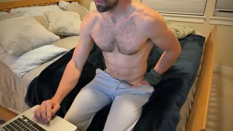 fitfunweird online show from 3, 12, 2025