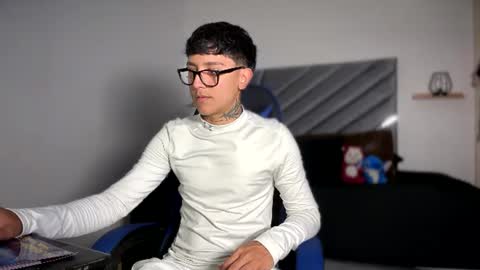 Snapshot of fj_araujo chatting on 19, 6, 2026 fj_araujo online show from 19, 6, 2026