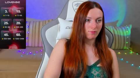 Snapshot of flamystar chatting on 21, 10, 2025 Yana online show from 21, 10, 2025