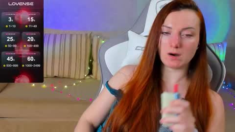 Snapshot of flamystar chatting on 23, 10, 2025 Yana online show from 23, 10, 2025