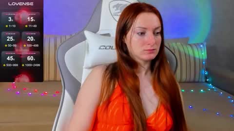 Snapshot of flamystar chatting on 4, 11, 2025 Yana online show from 4, 11, 2025