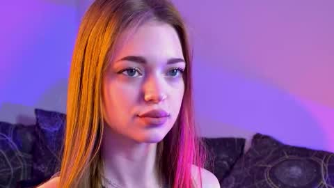 Flexyfoxy online show from 13, 10, 2025