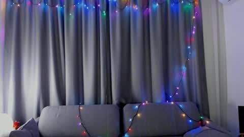 Doloras online show from 27, 2, 2026