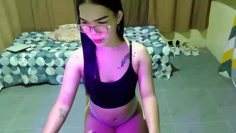 Snapshot of flirty_kendall chatting on 30, 11, 2025 Kendall online show from 30, 11, 2025