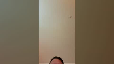 Snapshot of flobby79 chatting on 4, 7, 2026 flobby79 online show from 4, 7, 2026