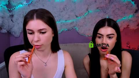 Snapshot of flora_ri chatting on 4, 6, 2026 just ask me online show from 4, 6, 2026