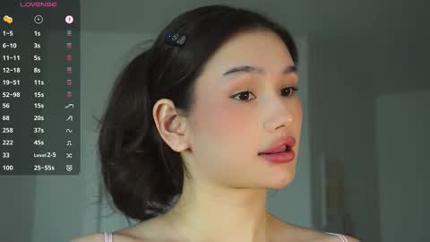 Snapshot of floralmuse chatting on 13, 9, 2025 Viola online show from 13, 9, 2025