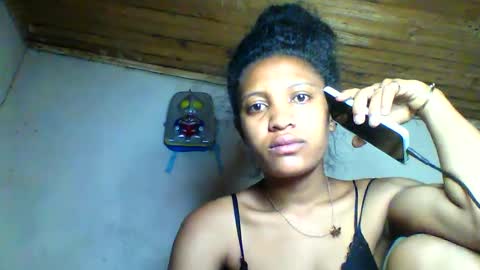 florencia011 online show from 21, 10, 2025