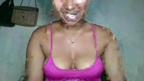 florencia011 online show from 3, 11, 2025