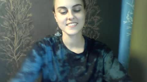 Snapshot of flower_bluee chatting on 14, 6, 2026 Ambika 3 online show from 14, 6, 2026
