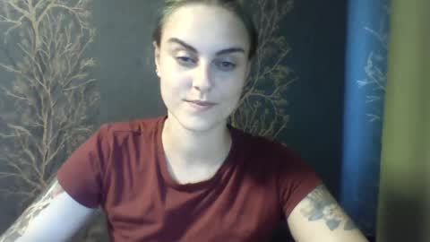 Snapshot of flower_bluee chatting on 3, 7, 2026 Ambika 3 online show from 3, 7, 2026