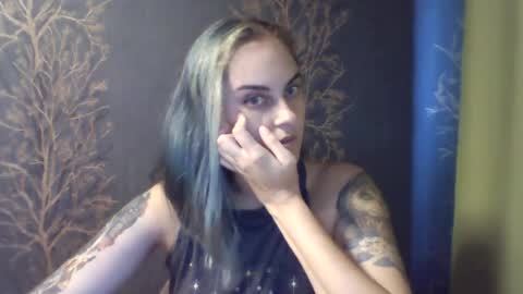 Snapshot of flower_bluee chatting on 20, 7, 2026 Ambika 3 online show from 20, 7, 2026