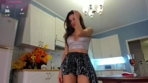 Nicole online show from 30, 10, 2025