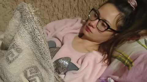 say meow and send tip  online show from 2, 12, 2024