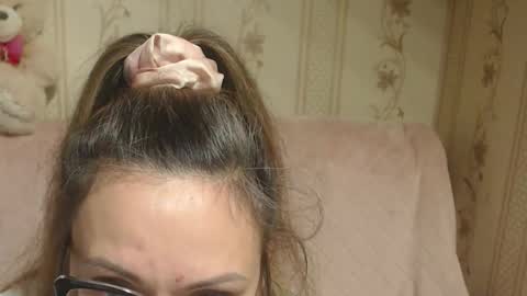 say meow and send tip  online show from 24, 11, 2025