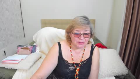 Flowerlower online show from 12, 2, 2025