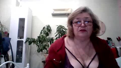Flowerlower online show from 22, 2, 2025