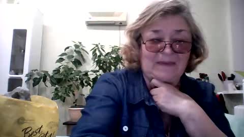 Flowerlower online show from 28, 2, 2025
