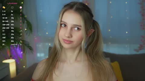 Adeline online show from 24, 12, 2024