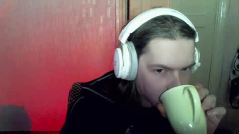 Snapshot of fluffy_boney chatting on 2, 12, 2024 Alexey online show from 2, 12, 2024