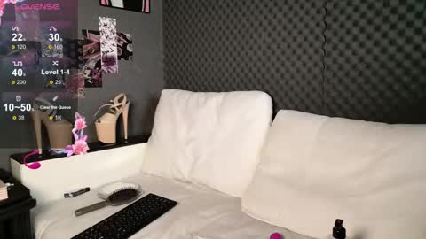 Snapshot of fluffy_cloude chatting on 12, 5, 2026 fluffy_cloude online show from 12, 5, 2026