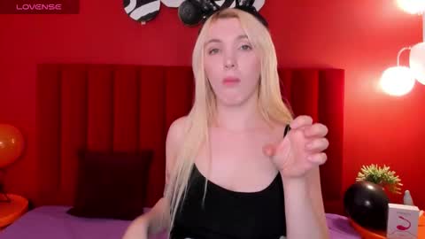 Monica online show from 31, 10, 2025