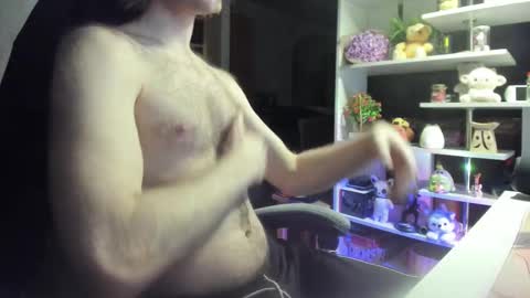 fluffycat  online show from 24, 11, 2025