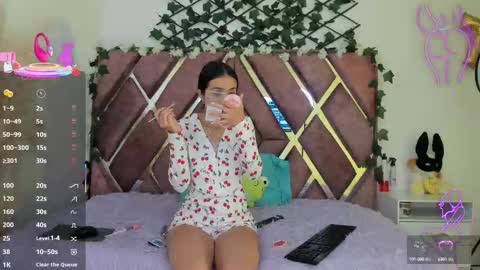 Flufi 740 online show from 30, 9, 2025