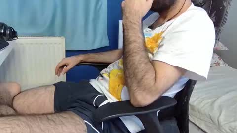 Snapshot of flydirty chatting on 10, 10, 2025 FlyDirty online show from 10, 10, 2025