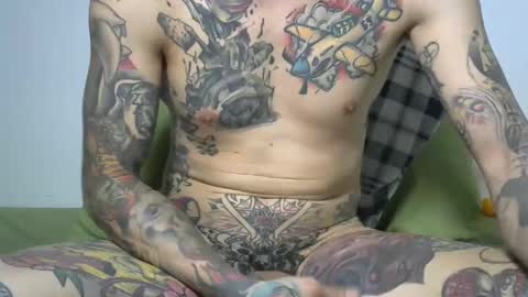 Snapshot of flylen chatting on 8, 12, 2024 flylen online show from 8, 12, 2024