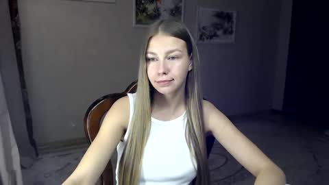 Molli  Ready for any play with you. Hottest show in pvt  Help a student earn big tokens  online show from 1, 10, 2025