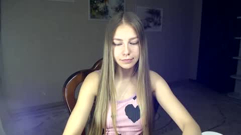 Molli  Ready for any play with you. Hottest show in pvt  Help a student earn big tokens  online show from 8, 10, 2025