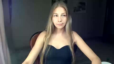 Molli  Ready for any play with you. Hottest show in pvt  Help a student earn big tokens  online show from 10, 10, 2025
