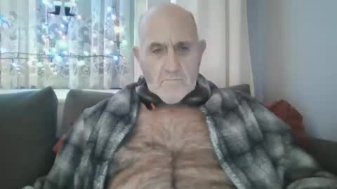 Snapshot of follador1001 chatting on 24, 12, 2024 follador1001 online show from 24, 12, 2024