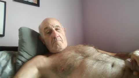 Snapshot of follador1001 chatting on 3, 7, 2026 follador1001 online show from 3, 7, 2026