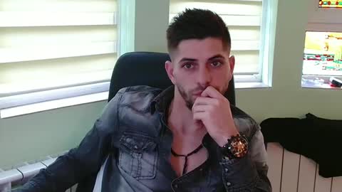 independent model online show from 4, 12, 2024